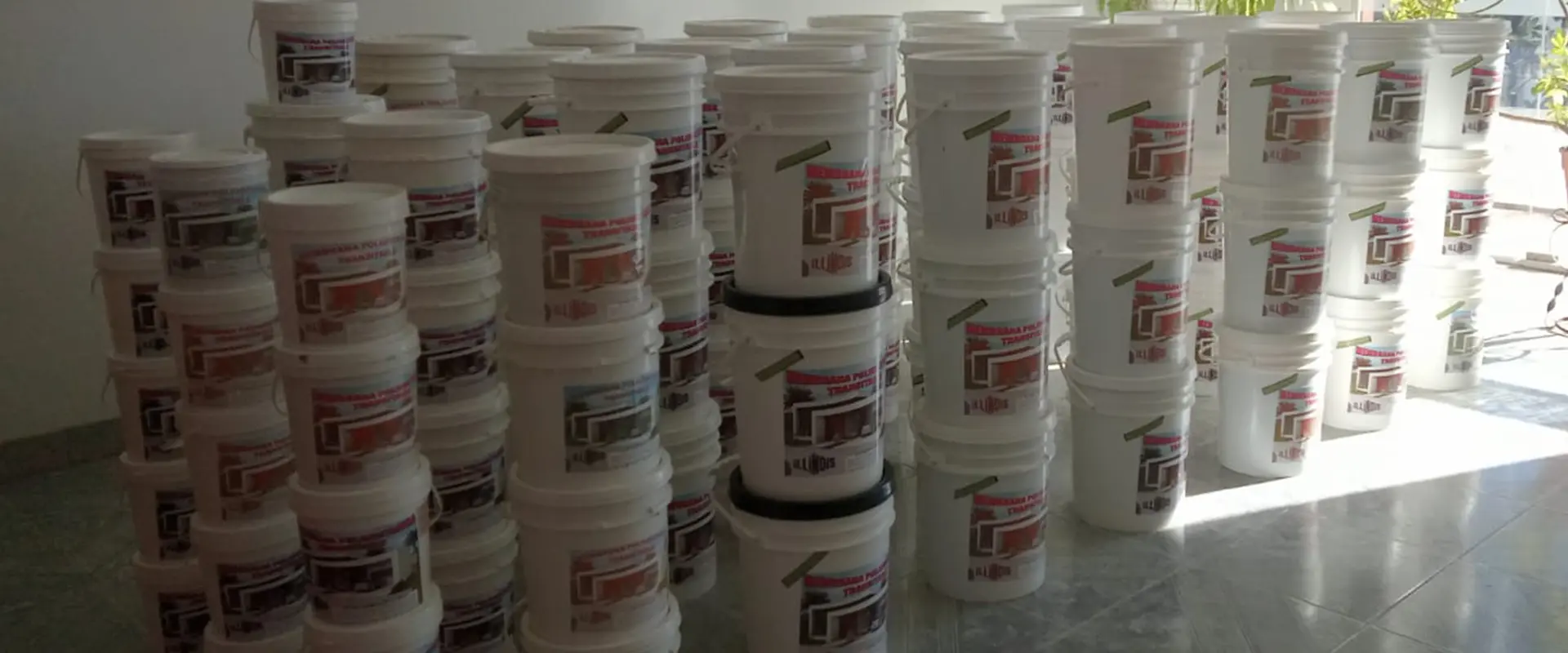 Fábrica de impermeabilizantes Illinois. Institucional